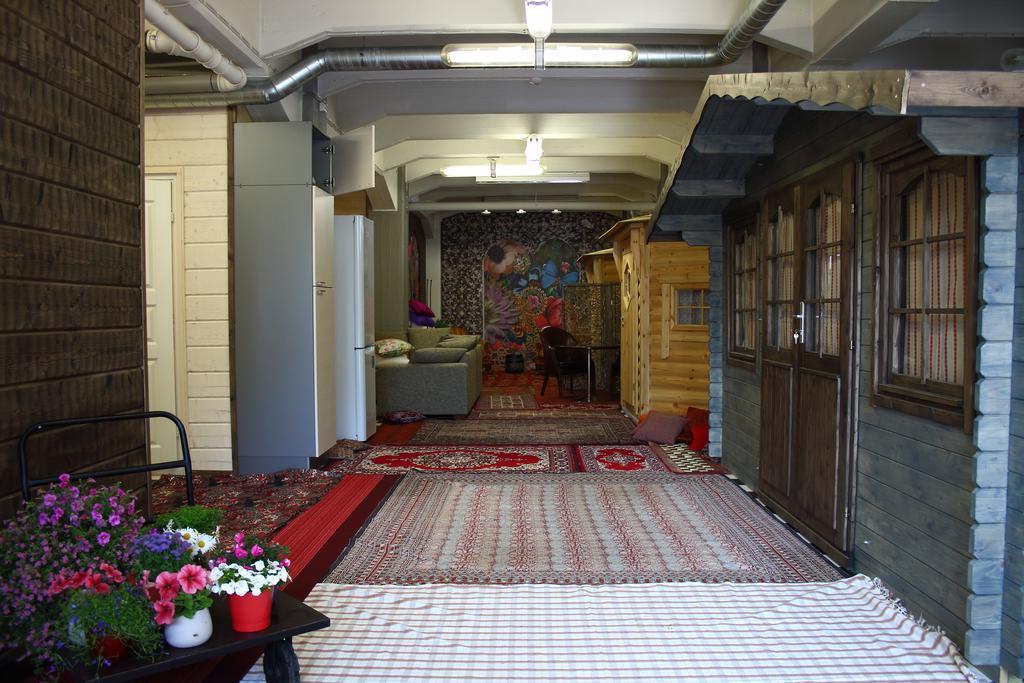 Guesthouse Little Tundra Lahti Eksteriør bilde